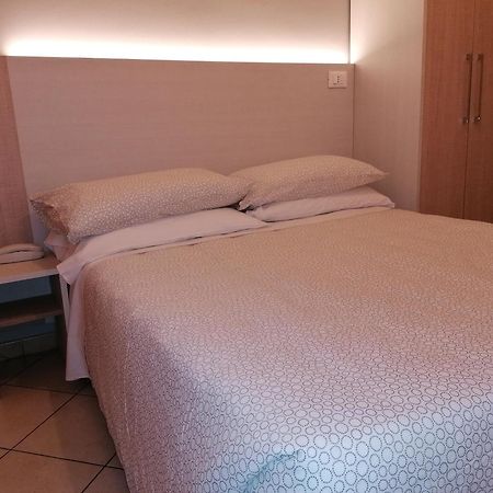 Hotel Andrea'S Rimini Cameră foto